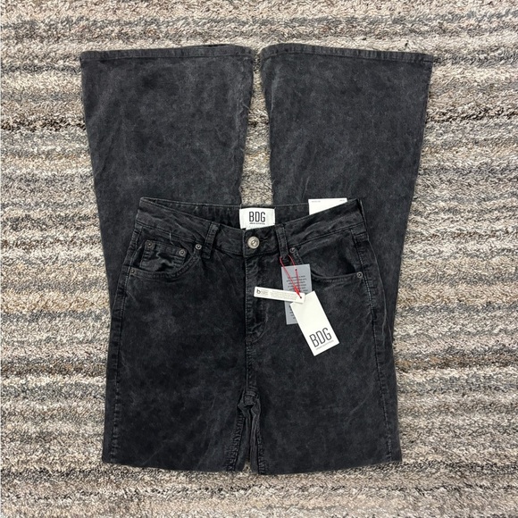 BDG Low Rise Flare Leg Corduroy Jeans Sz 28Wx32L NWT | Urban Outfitters Jeans - - Picture 2 of 13